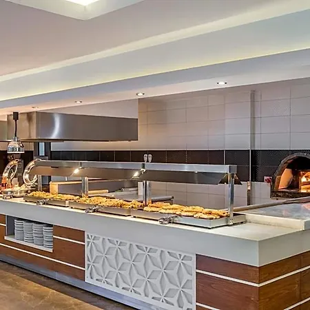 Max Hotel 5*