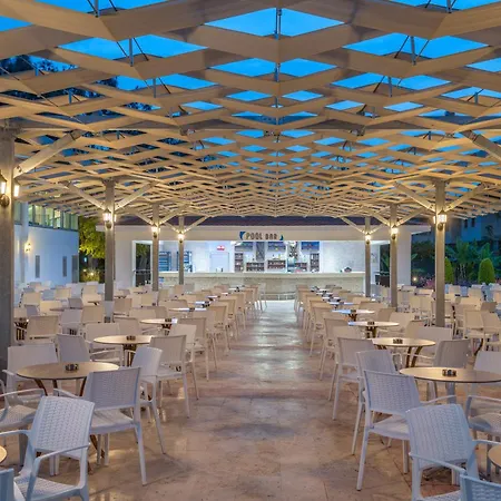 Max Hotel 5*